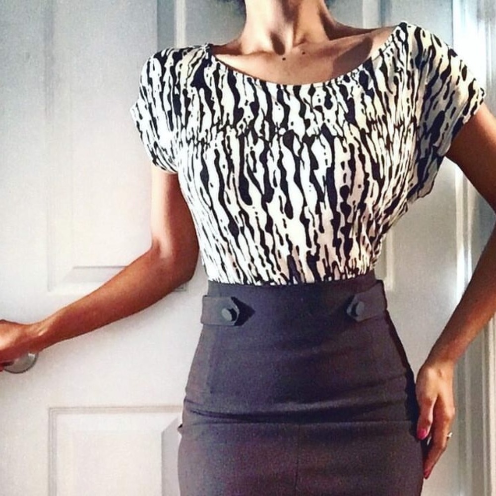 Patterned Top - image 2